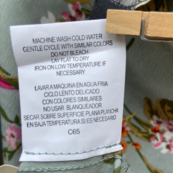 NWT Lily Rose Sz-L Beautiful, Unique, Great Design-Square Neck or Cold Shoulder - Picture 15 of 17